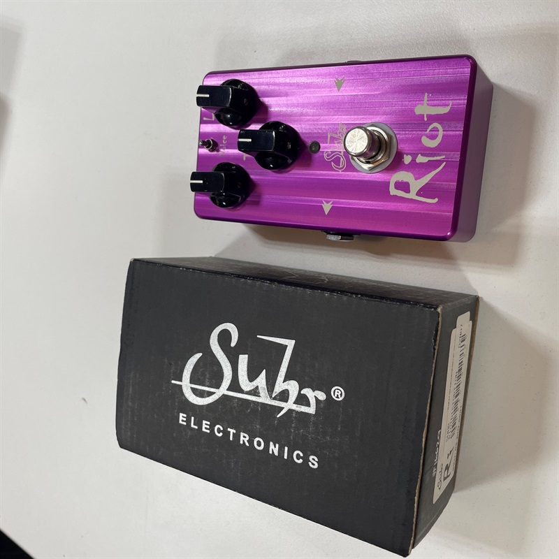 Suhr Guitars Riotの画像